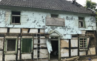 16. Juni 2018 – Das Vordach ist abmontiert und soll restauriert werden
